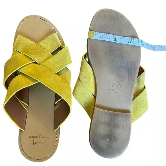 Marc Fisher Raida Slides - Picture 4 of 6